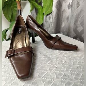 Style & Co. Brown Leather Buckled Women’s Heels Size 10 M